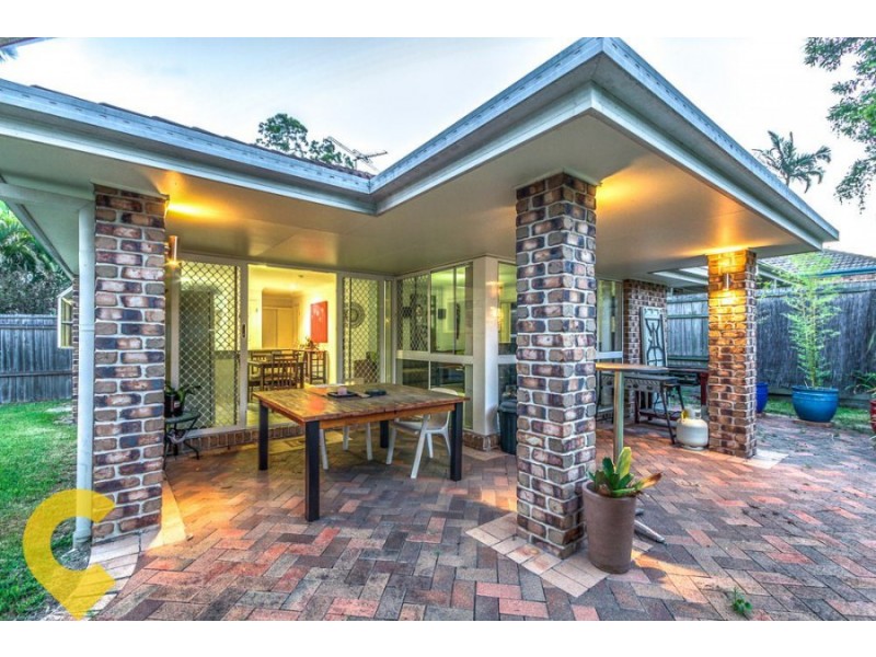 19 Scarlet Place, Forest Lake QLD 4078