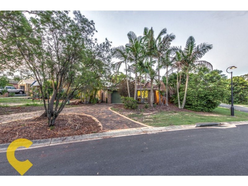 19 Scarlet Place, Forest Lake QLD 4078