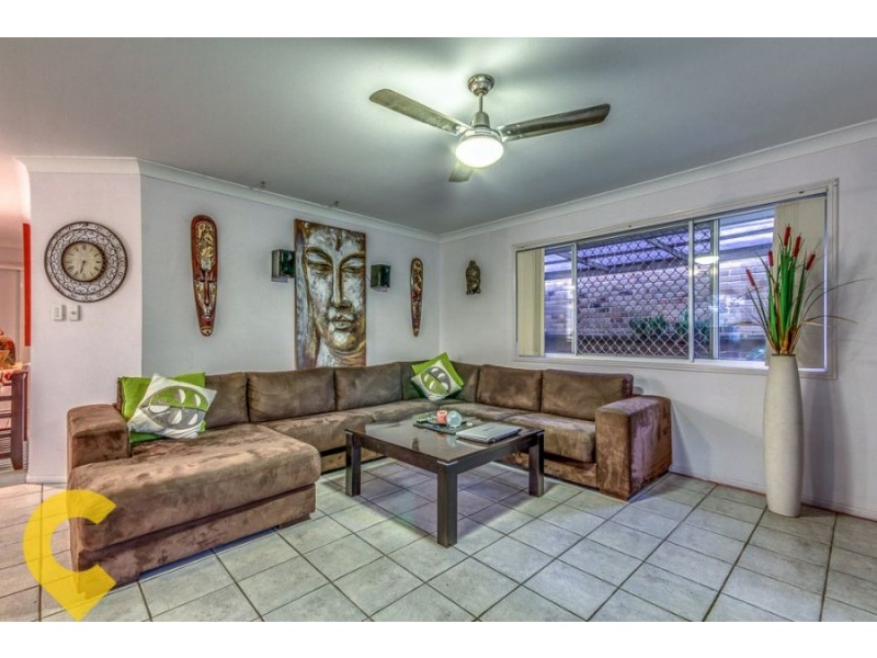 19 Scarlet Place, Forest Lake QLD 4078