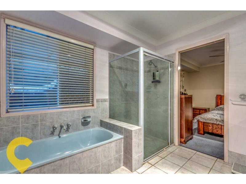 19 Scarlet Place, Forest Lake QLD 4078