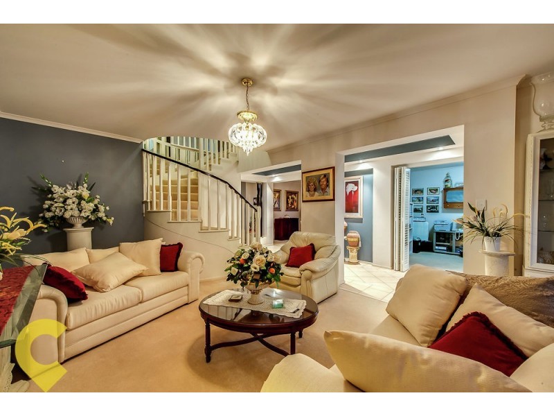 12 Oxford Parade, Forest Lake QLD 4078