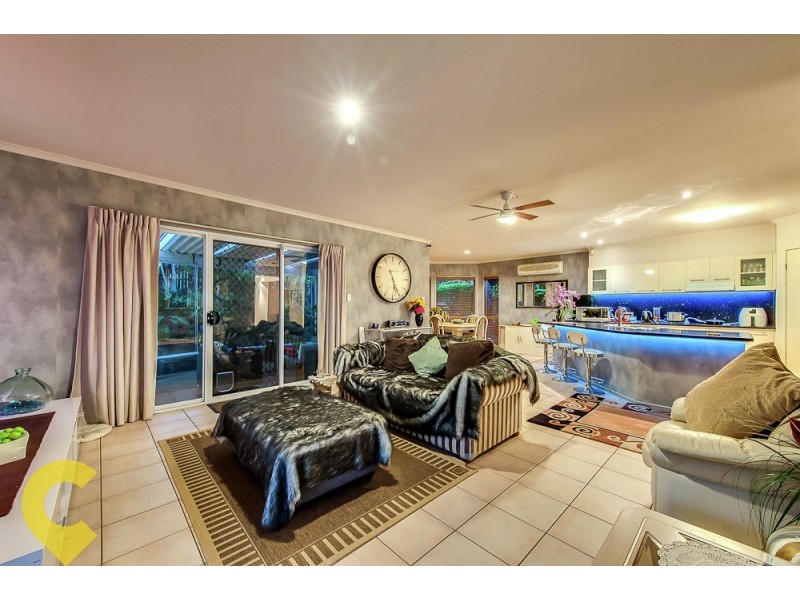 12 Oxford Parade, Forest Lake QLD 4078