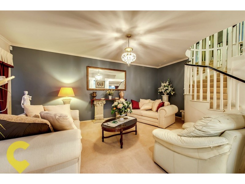 12 Oxford Parade, Forest Lake QLD 4078