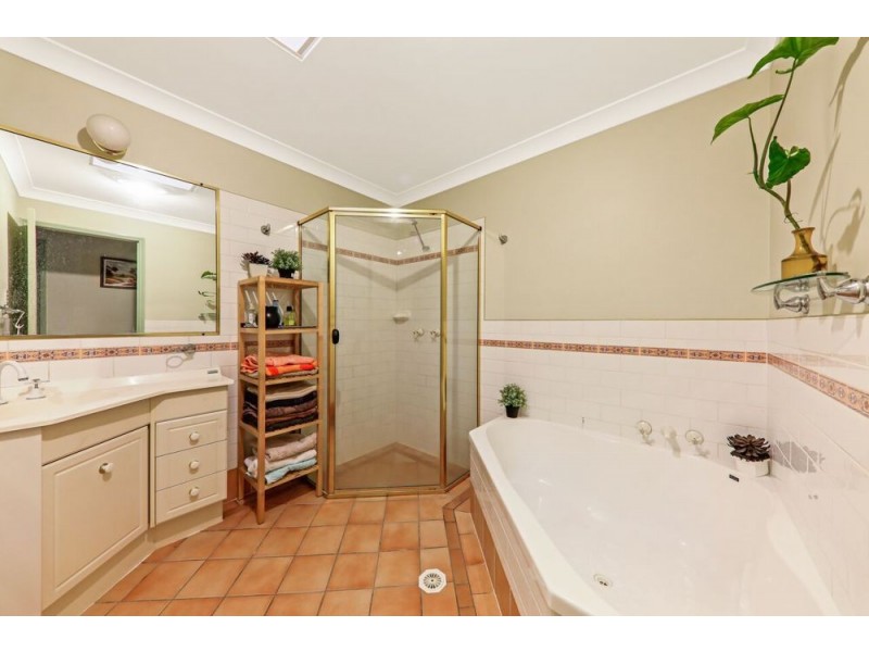 2 Trafalgar Close, Stretton QLD 4116
