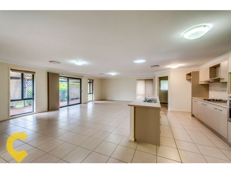 32 Paperbark Crescent, Heathwood QLD 4110