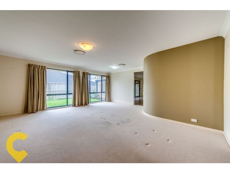 32 Paperbark Crescent, Heathwood QLD 4110