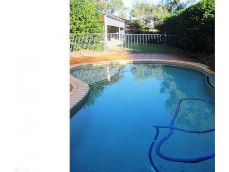 11 Chelsea Place, Forest Lake QLD 4078