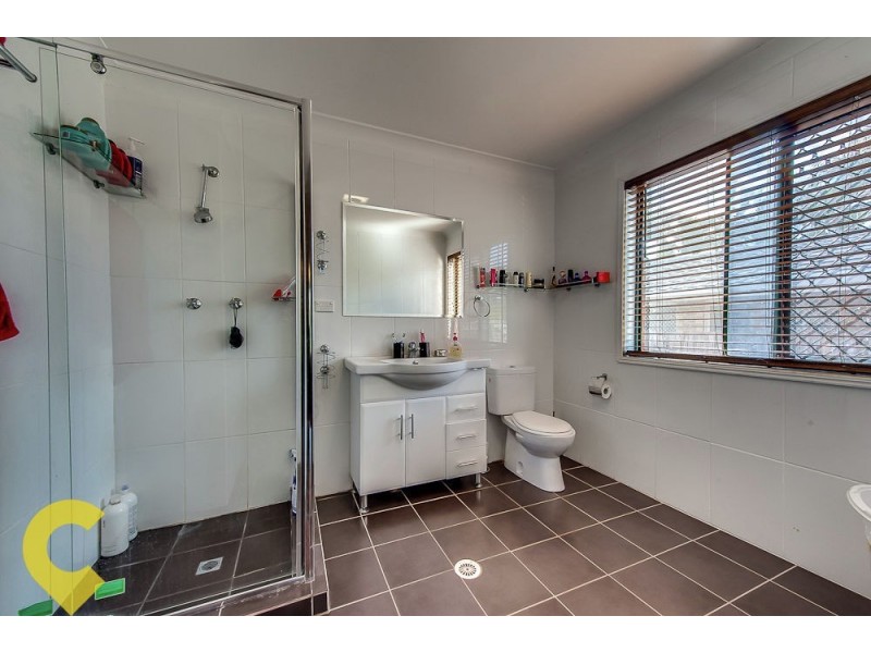 37 Haldham Crescent, Regents Park QLD 4118