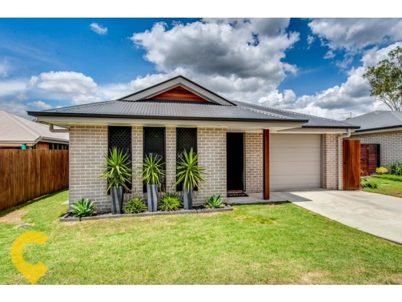 14 Spey Close, Deebing Heights QLD 4306