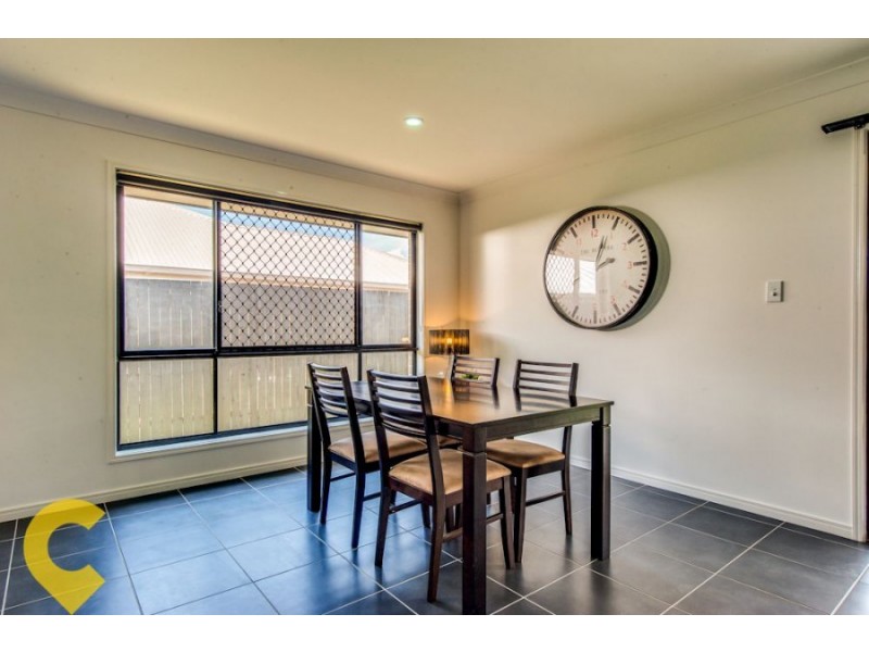14 Spey Close, Deebing Heights QLD 4306