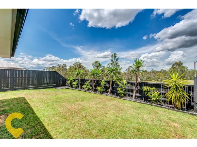 14 Spey Close, Deebing Heights QLD 4306