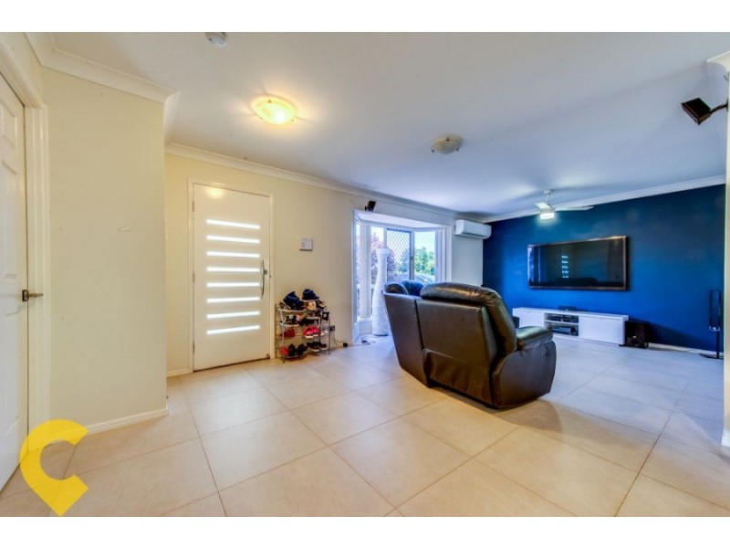 8 Glider Close, Doolandella QLD 4077