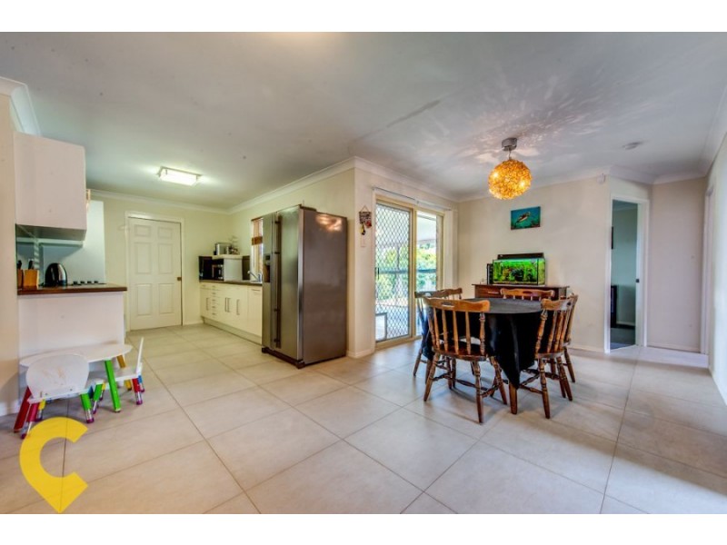 8 Glider Close, Doolandella QLD 4077