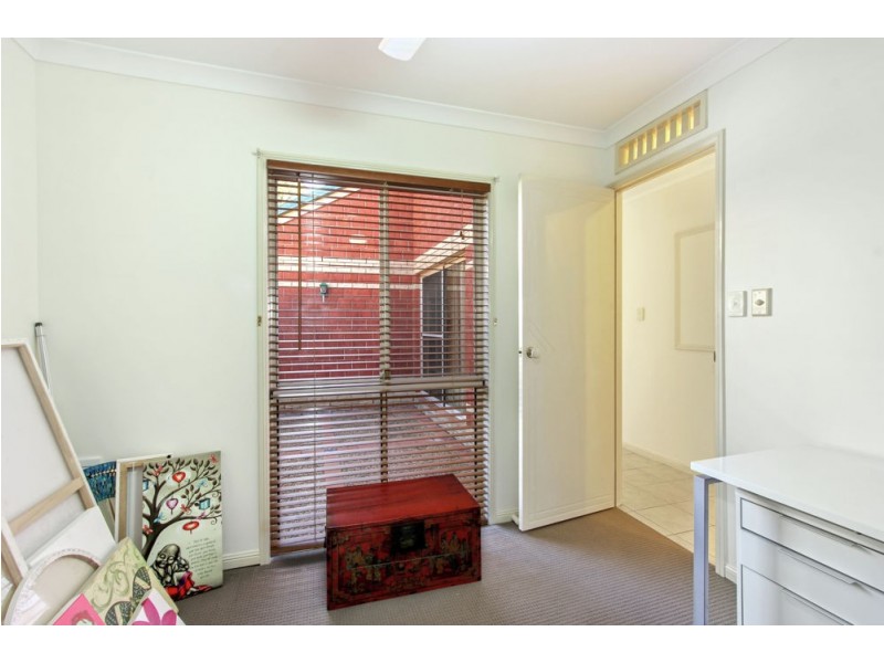 25 Leichhardt Circuit, Forest Lake QLD 4078