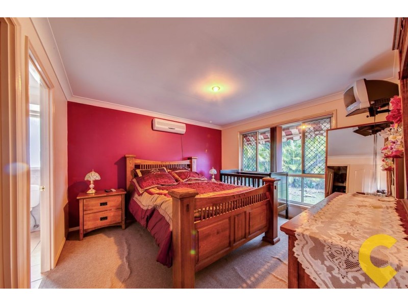 50 Hazlehead Pl., Oxley QLD 4075