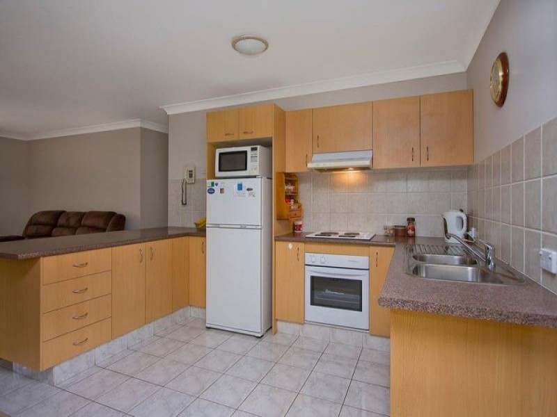 32 Columbus Place, Forest Lake QLD 4078