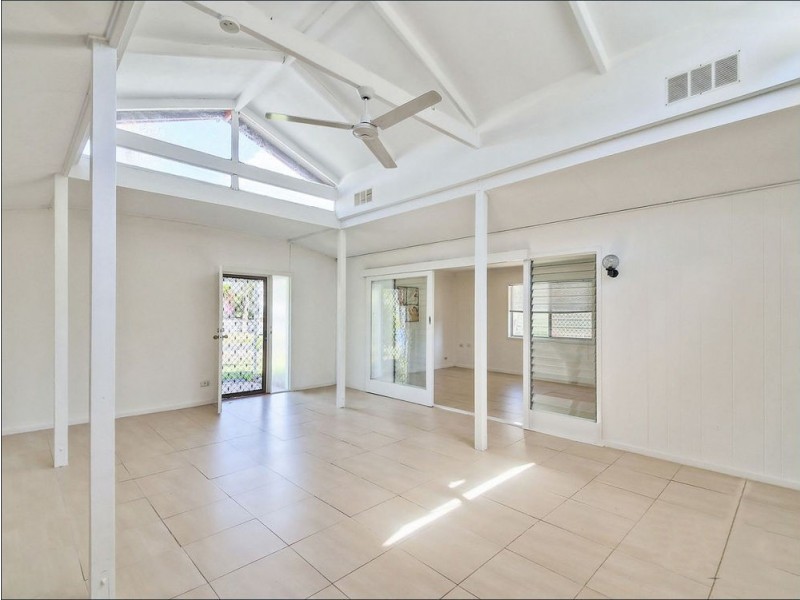 16 Coolinda Street, Sunnybank QLD 4109