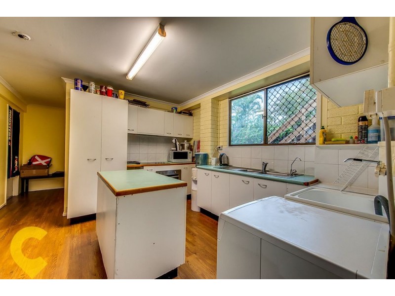 11 Pallert Street, Middle Park QLD 4074