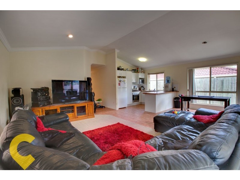 6 Muscovy Place, Forest Lake QLD 4078