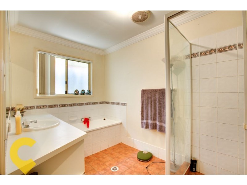 6 Muscovy Place, Forest Lake QLD 4078