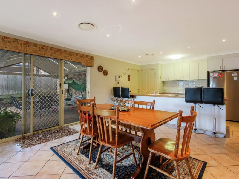 30 Balmoral Place, Forest Lake QLD 4078