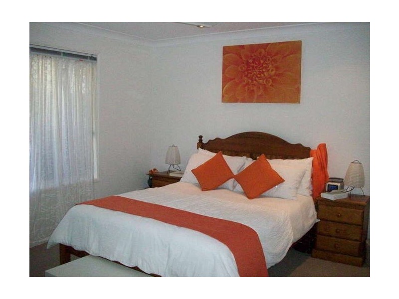 2 Blue Lake Court, Forest Lake QLD 4078