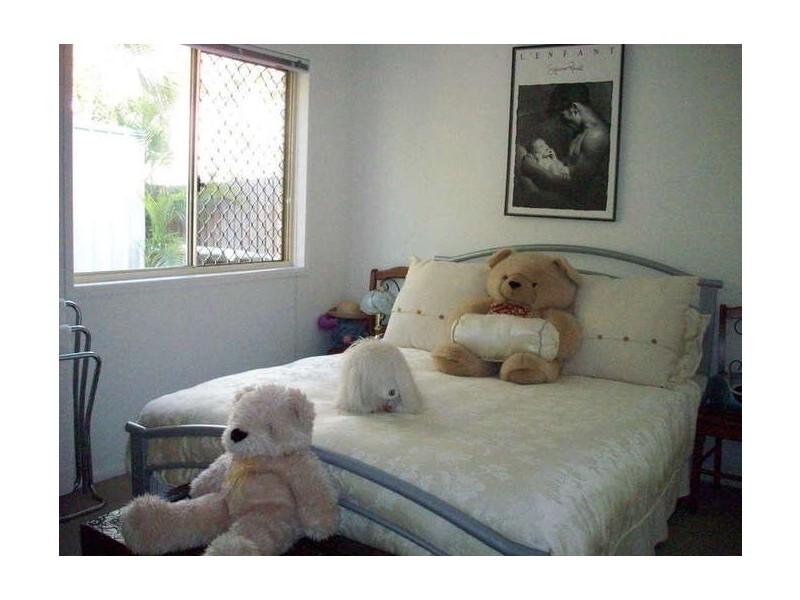 2 Blue Lake Court, Forest Lake QLD 4078