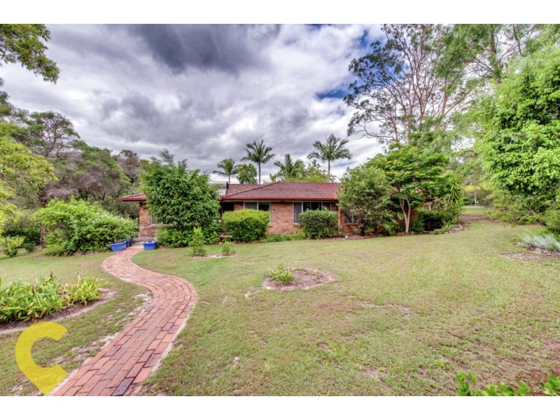 129-133 Crest Road, Greenbank QLD 4124