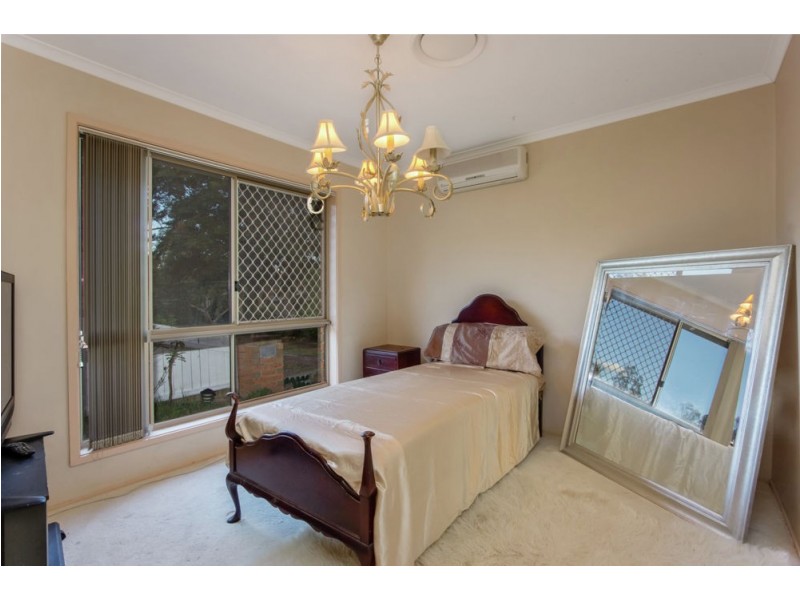25 Elderslie Place, Forest Lake QLD 4078
