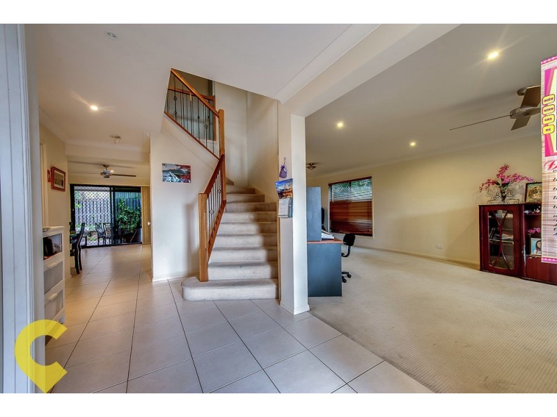 1 Warrumbungle Street, Forest Lake QLD 4078