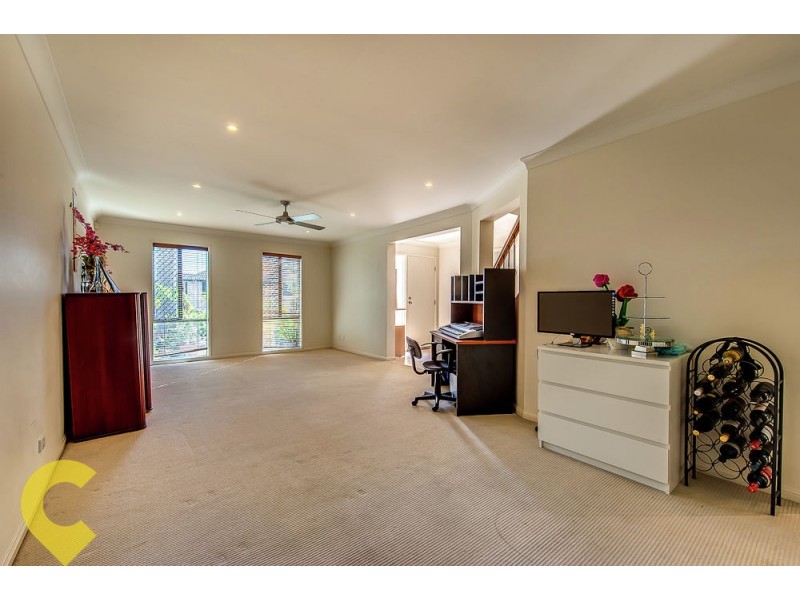1 Warrumbungle Street, Forest Lake QLD 4078