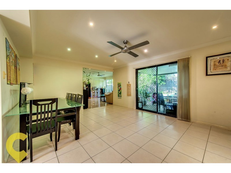 1 Warrumbungle Street, Forest Lake QLD 4078