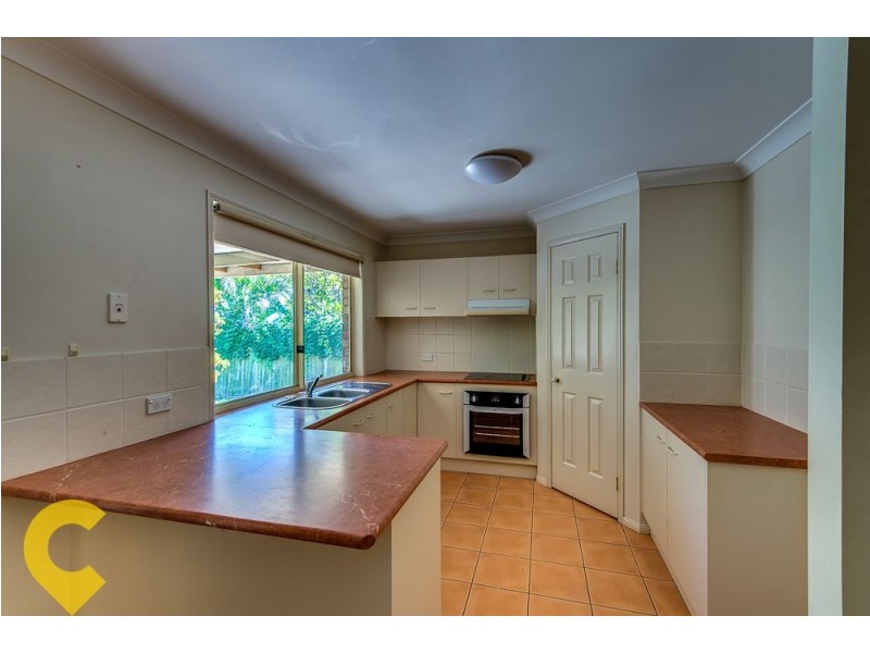 70 Oxford Parade, Forest Lake QLD 4078