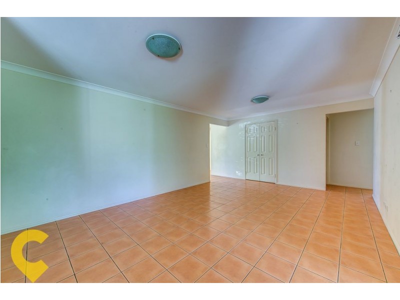 70 Oxford Parade, Forest Lake QLD 4078