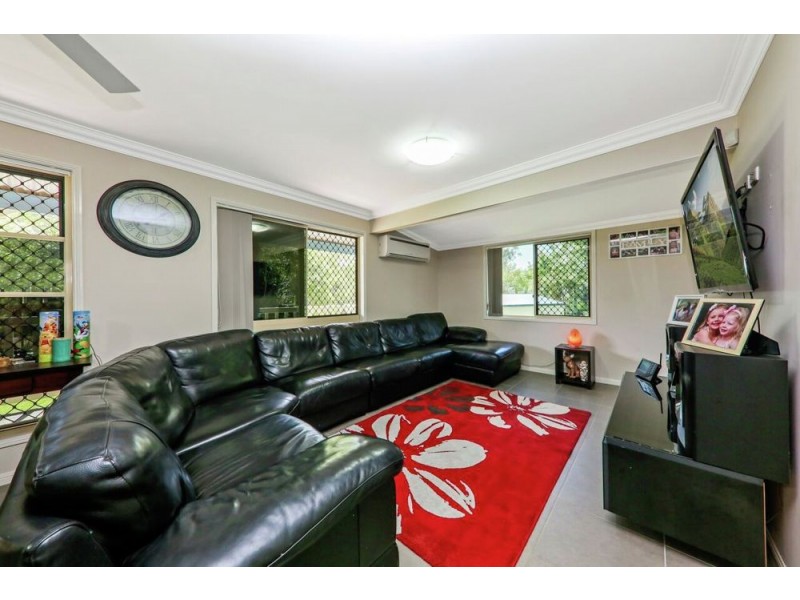 7 Yarra Court, Karalee QLD 4306