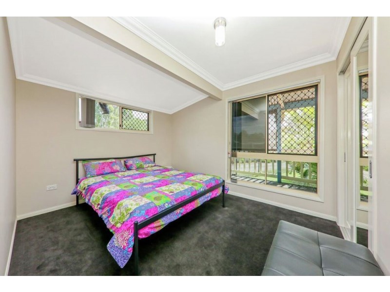 7 Yarra Court, Karalee QLD 4306