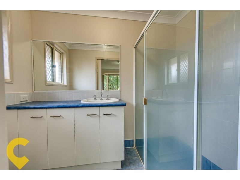 10 Warrigal Court, Doolandella QLD 4077
