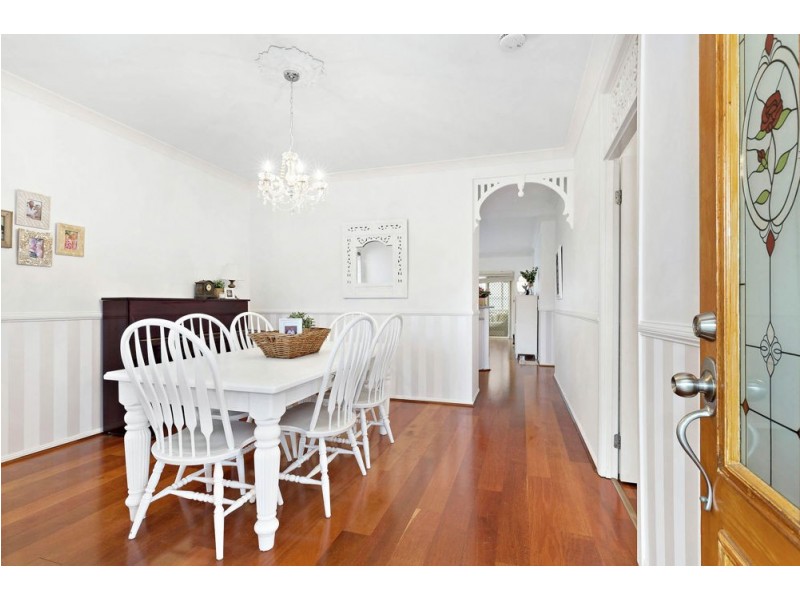 10 Moran Crescent, Forest Lake QLD 4078