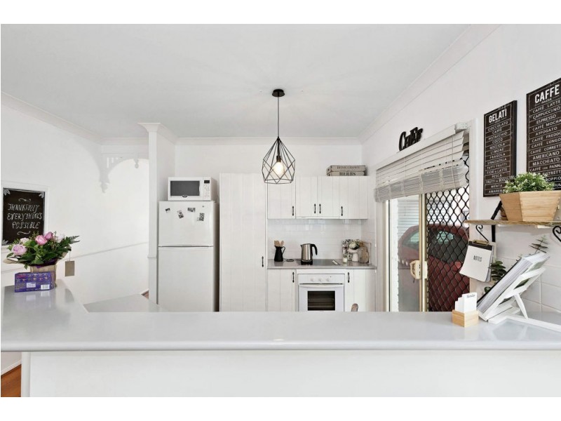 10 Moran Crescent, Forest Lake QLD 4078