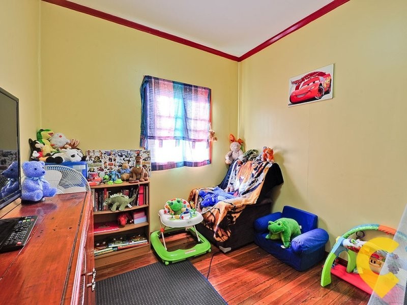 1158 Oxley Road, Oxley QLD 4075