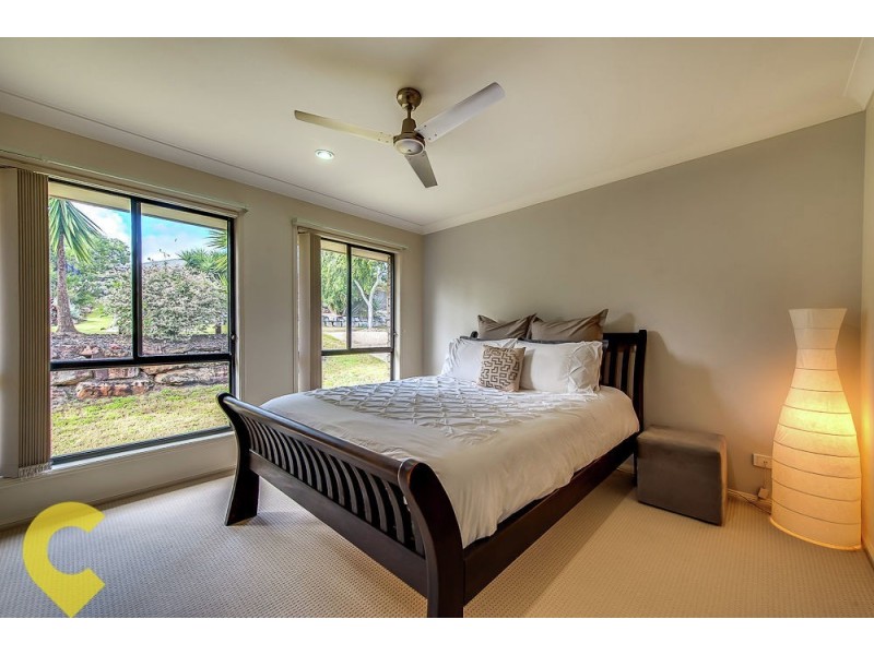 54a Lagoon Cres, Bellbowrie QLD 4070