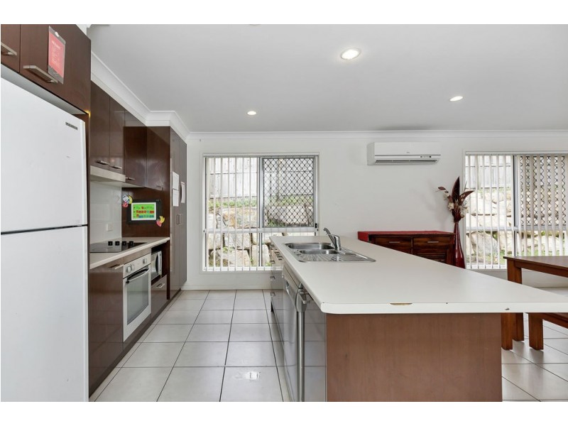 54 Gordon Drive, Bellbird Park QLD 4300