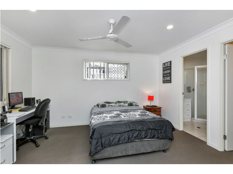 54 Gordon Drive, Bellbird Park QLD 4300