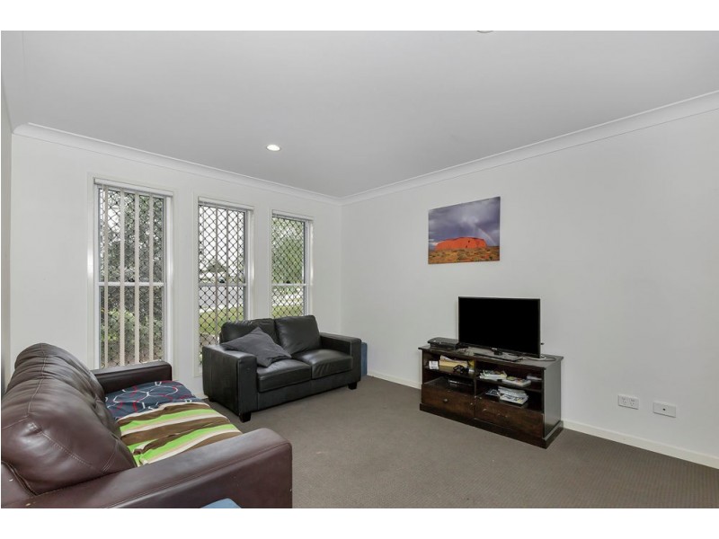 54 Gordon Drive, Bellbird Park QLD 4300