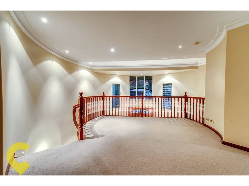 20 Drysdale Street, Mount Ommaney QLD 4074