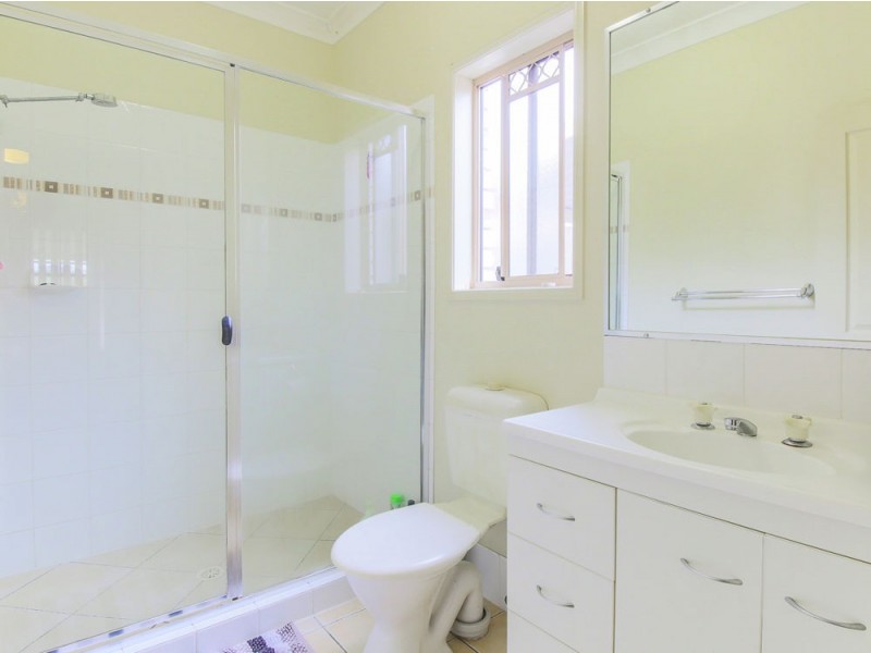 6 Rachele Close, Forest Lake QLD 4078