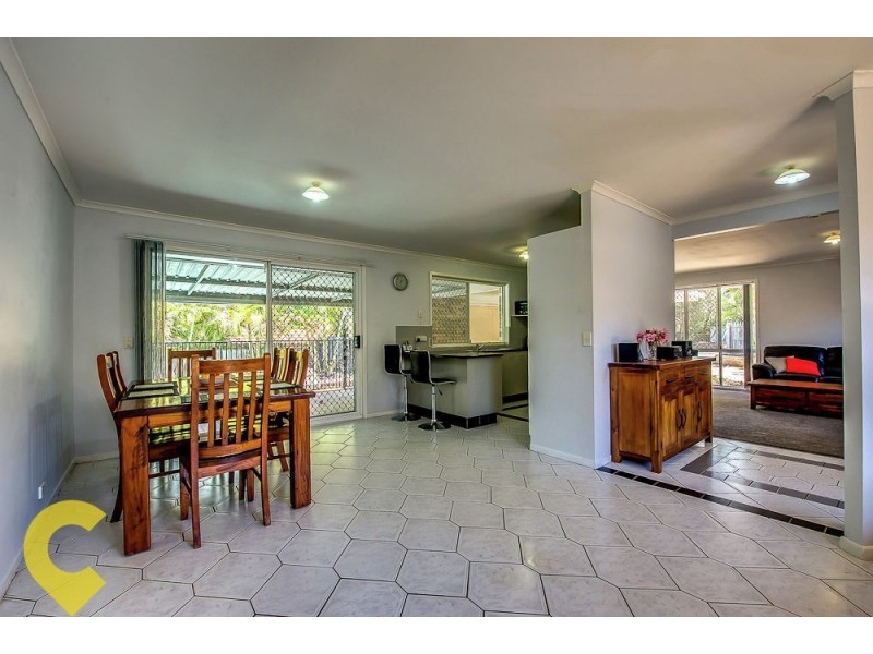 59 Settlers Circuit, Forest Lake QLD 4078