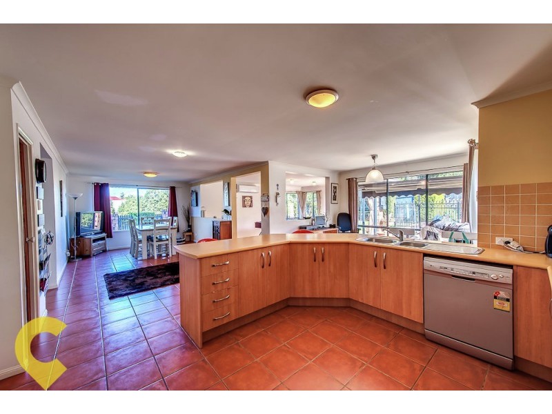 27 Vaucluse Street, Forest Lake QLD 4078