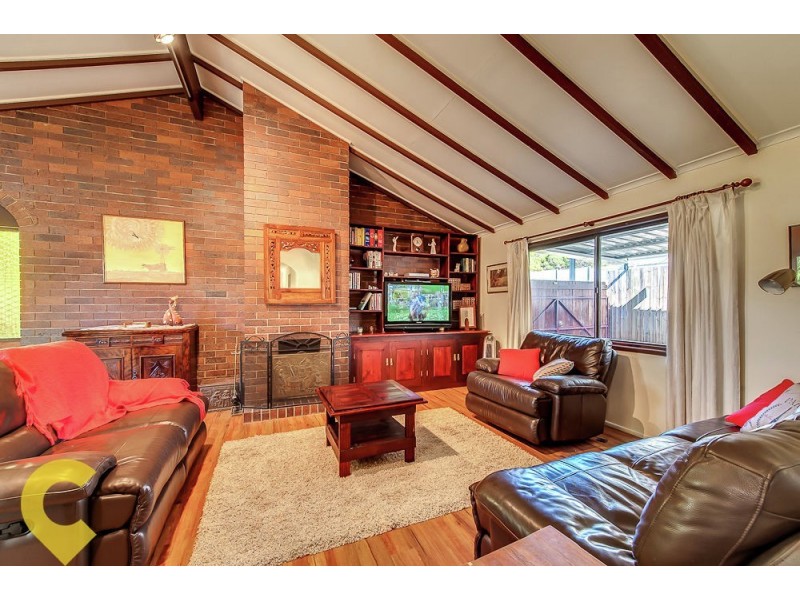 21 Vicki Street, Redbank Plains QLD 4301