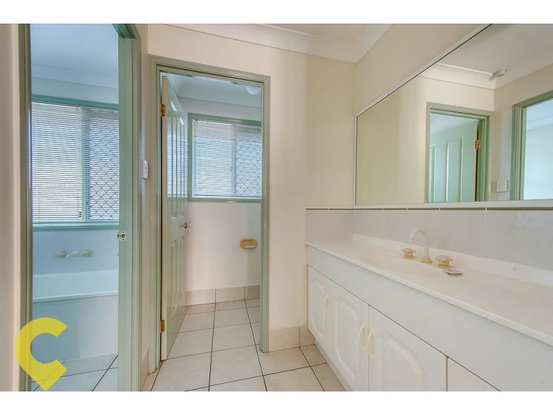 52 Leyburn Crescent, Forest Lake QLD 4078